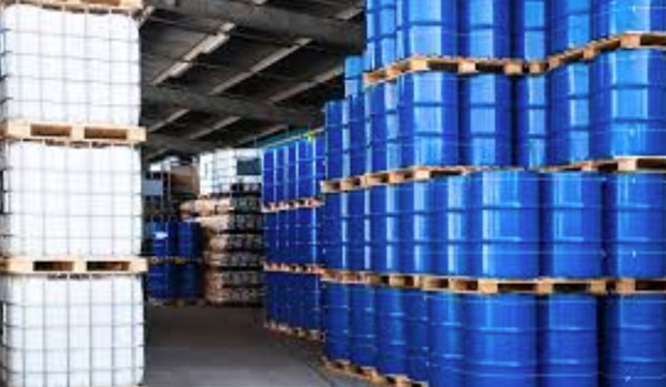 Solvants & Diluants professionnels - Solutions chimiques industrielles